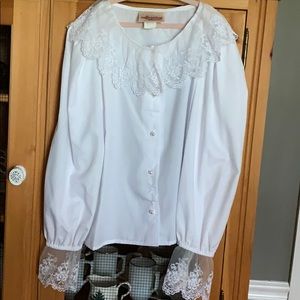 Vintage Storybook by REINLOOMS